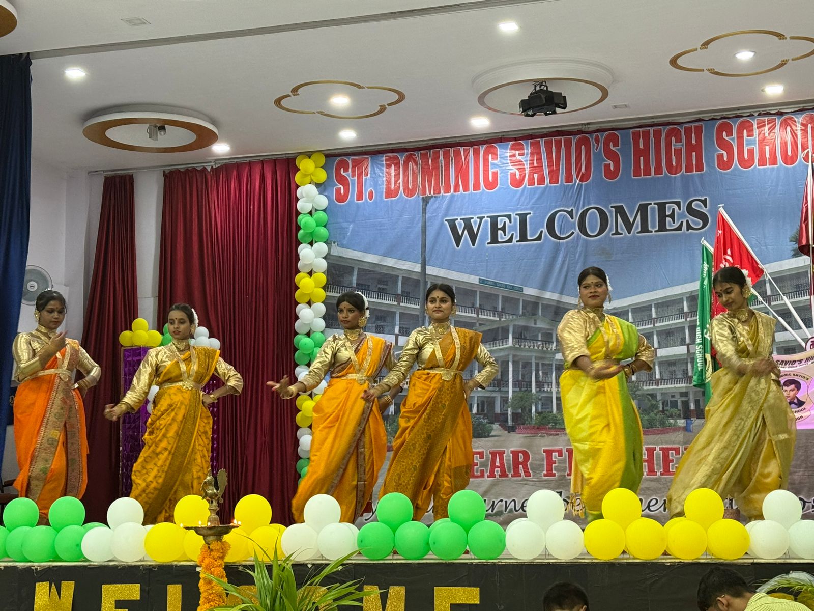 Image hover effect image